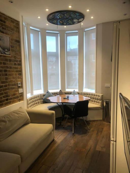 Elegant 2-bedroom Flat Next To British Museum Appartamento Londra